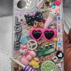 Decorative Junk Phone Case with Multicolor Charms Iphone 16 Plus